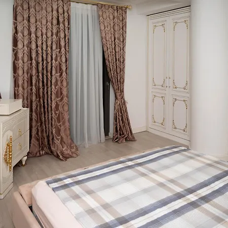 Villa Ustatahir